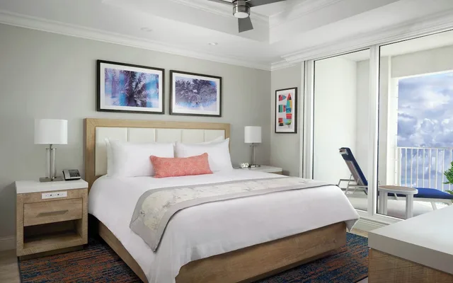 جناح بسرير كينج، Sunseeker Resort Florida Gulf Coast , Curio Collection 2/3