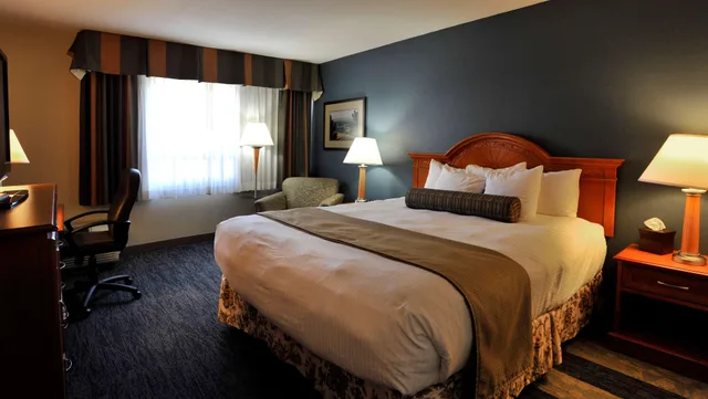 Room, Best Western Plus Clocktower Inn 6/10