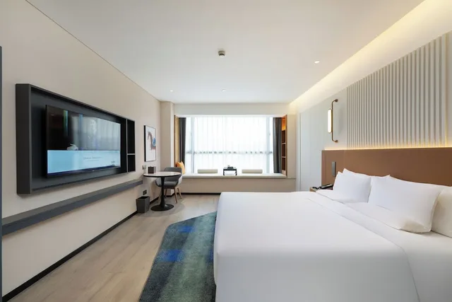 غرفة ديلوكس بسرير كينج، Mercure Guangzhou Baiyun International Airport 2/6