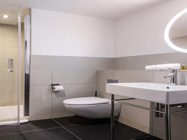 جناح جونيور بسرير كينج، Mercure Bordaux Gare Atlantic 8/9