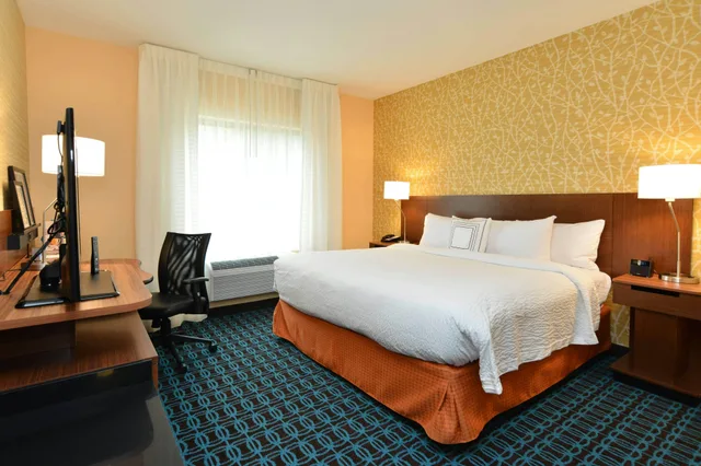 غرفة بسرير كينج، Fairfield Inn Suites Eau Claire Chippewa Falls 1/4