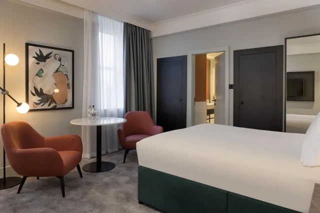 غرفة متصلة بسرير كينج، Doubletree By Hilton Brighton Metropole 2/4