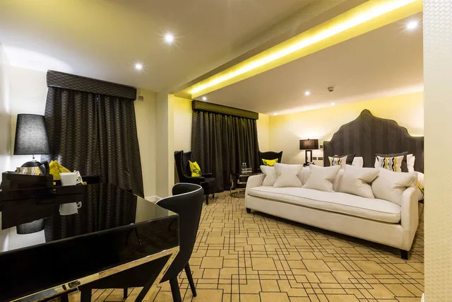 جناح جونيور بسرير كينج مع أريكة، Gleddoch Golf & Spa Resort, WorldHotels Distinctive 1/2