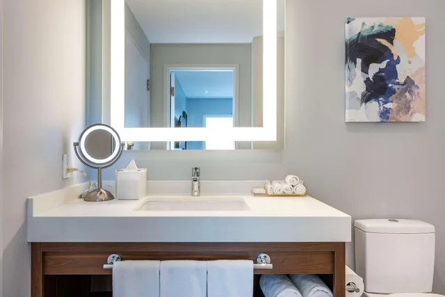 1 Bedroom, Suite, 2 Queen Beds, Pool or Patio, Embassy Suites by Hilton Aruba Resort 8/8