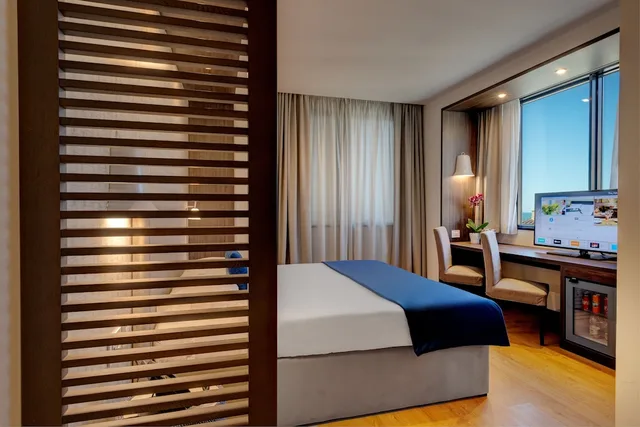 غرفة سوبيريور بسريرين منفصلين، Fly Deco Hotel 4/7