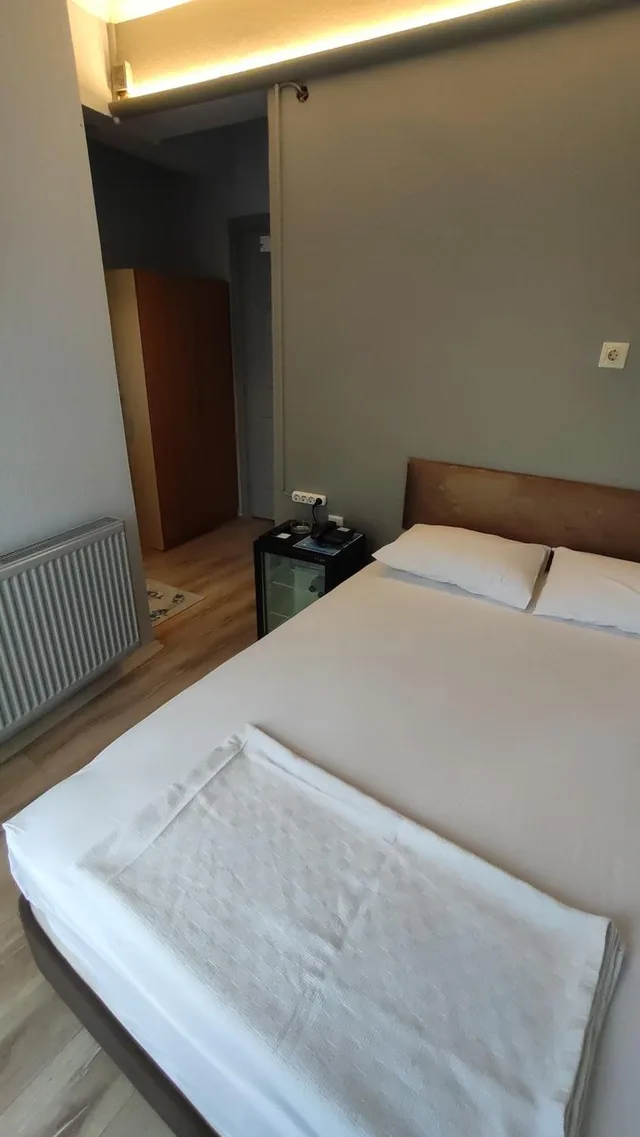 غرفة بسرير مزدوج بإطلالة على الحديقة، Hotel Torun Istanbul Old City 4/10