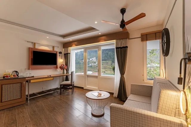 Suite, King Bed, Valley View، Sterling Kodai Valley 5/6
