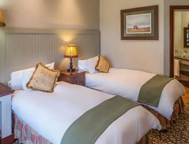 غرفة كلاسيكية بسريرين منفصلين، Frontier Inn 3/7