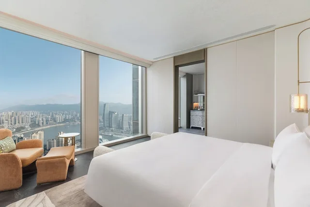 جناح بسرير كينج بإطلالة على النهر بغرفة نوم واحدة، TFT Chongqing, Vignette Collection by IHG 3/6