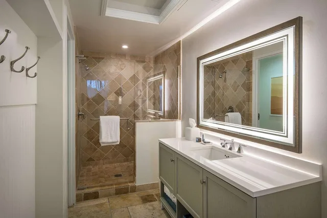 Resort, 2 Queen Beds، Hawks Cay Resort 4/4