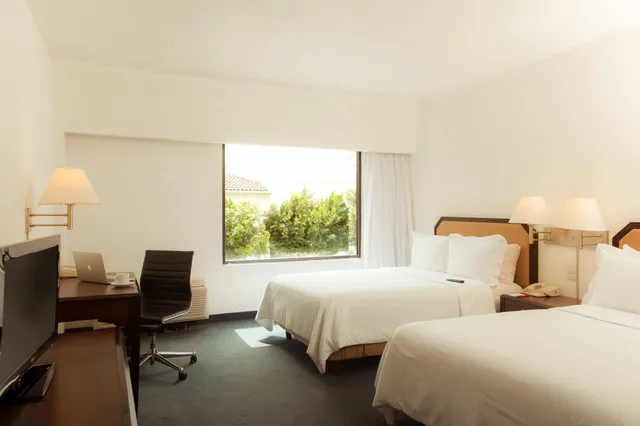 غرفة سوبيريور بسرير مزدوج، Fiesta Inn Monclova 1/1