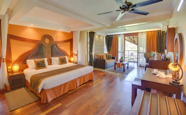 Fountain, Executive, King Bed، Enashipai Resort and Spa 1/2