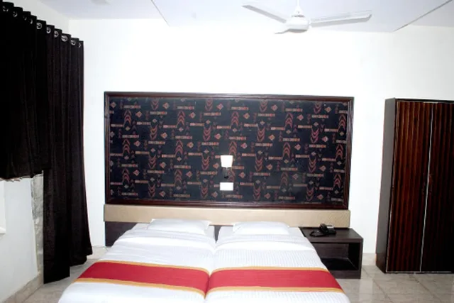 Oyo 7880 Hotel Navrang، Kota 16/28
