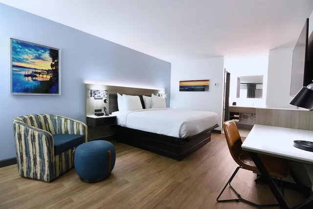 غرفة قياسية بسرير كينج لذوي الإعاقة، Best Western Point South 5/10