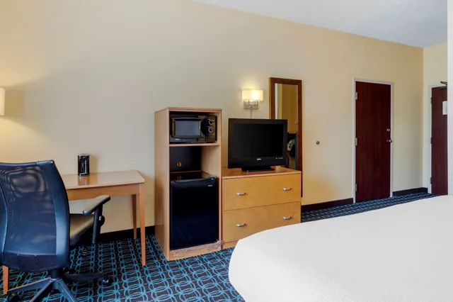 غرفة بسرير كينج لذوي الإعاقة، Comfort Inn & Suites Corbin North 5/10