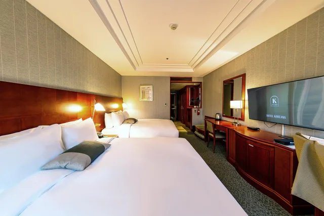 Deluxe, Family, Single, 2 Double Beds، Koreana Hotel 2/10