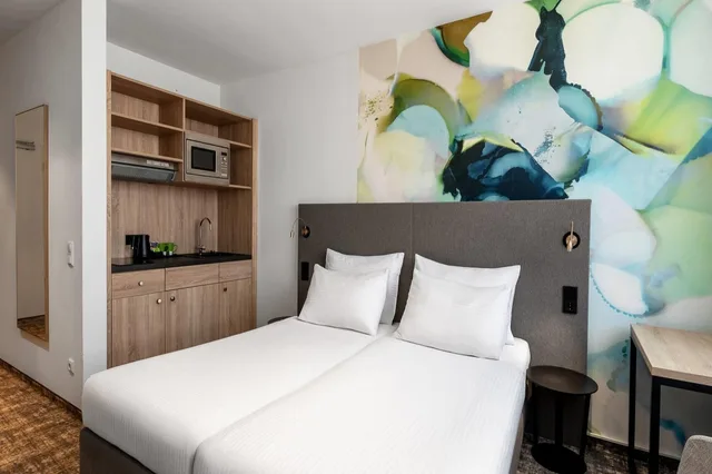 Family, Multiple Beds، Wyndham Garden Munich Messe 6/10