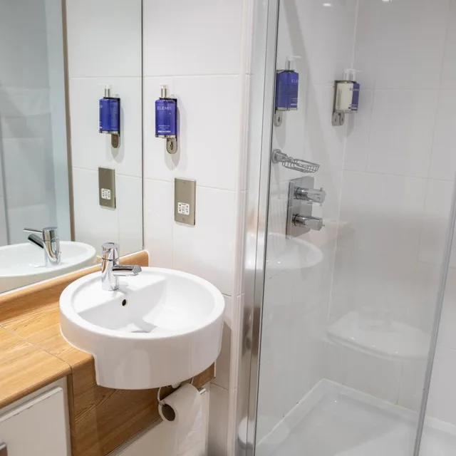 غرفة بسرير مزدوج أو سريرين منفصلين، Hotel Bannatyne Durham 7/9