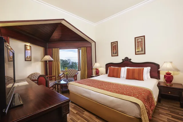غرفة قياسية بسرير فردي، The Gateway Hotel Beach Road Calicut 2/5