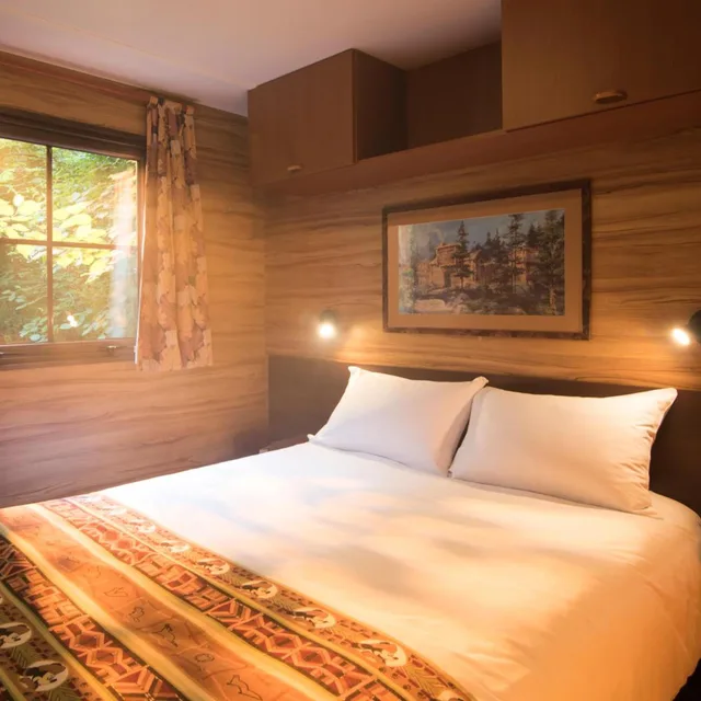 بنغل بسرير فردي، Disney S Davy Crockett Ranch 2/6