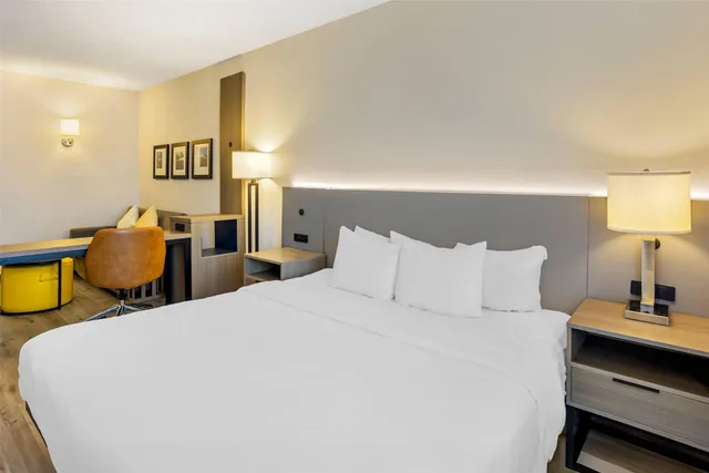 جناح بسرير كينج، Comfort Inn & Suites Sayre, PA 1/6