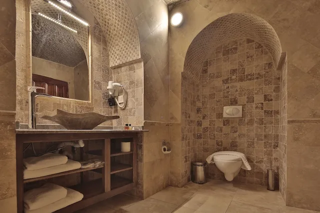 غرفة قياسية بسرير مزدوج، Shoestring Cave House 4/8