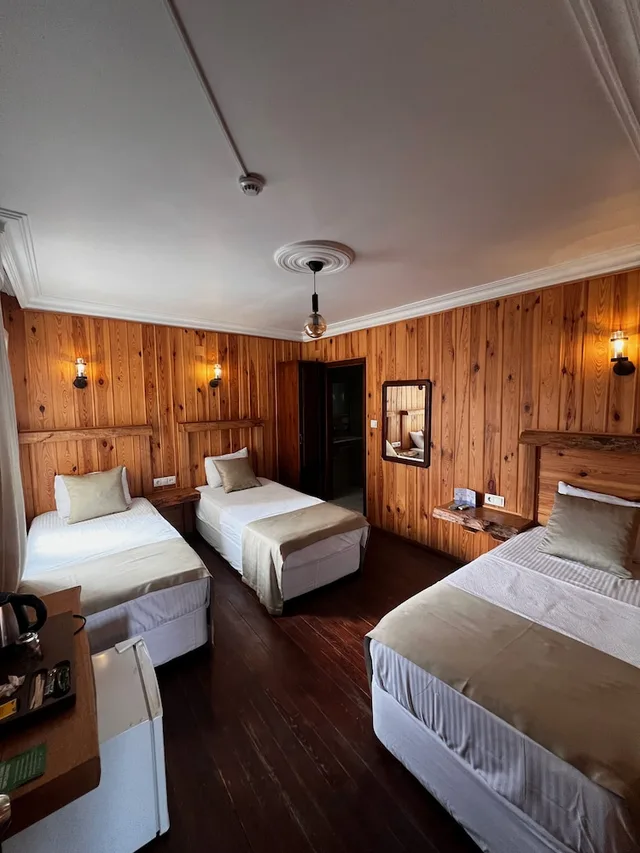 غرفة قياسية ثلاثية، Denizci Hotel 4/10