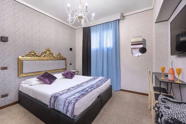 غرفة متصلة عائلية بسرير كوين وسريرين فرديين، Relais Dei Papi 2/6