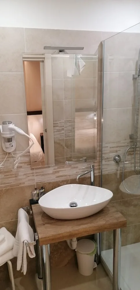 غرفة سوبيريور بسريرين منفصلين، Hotel Boccascena 3/3