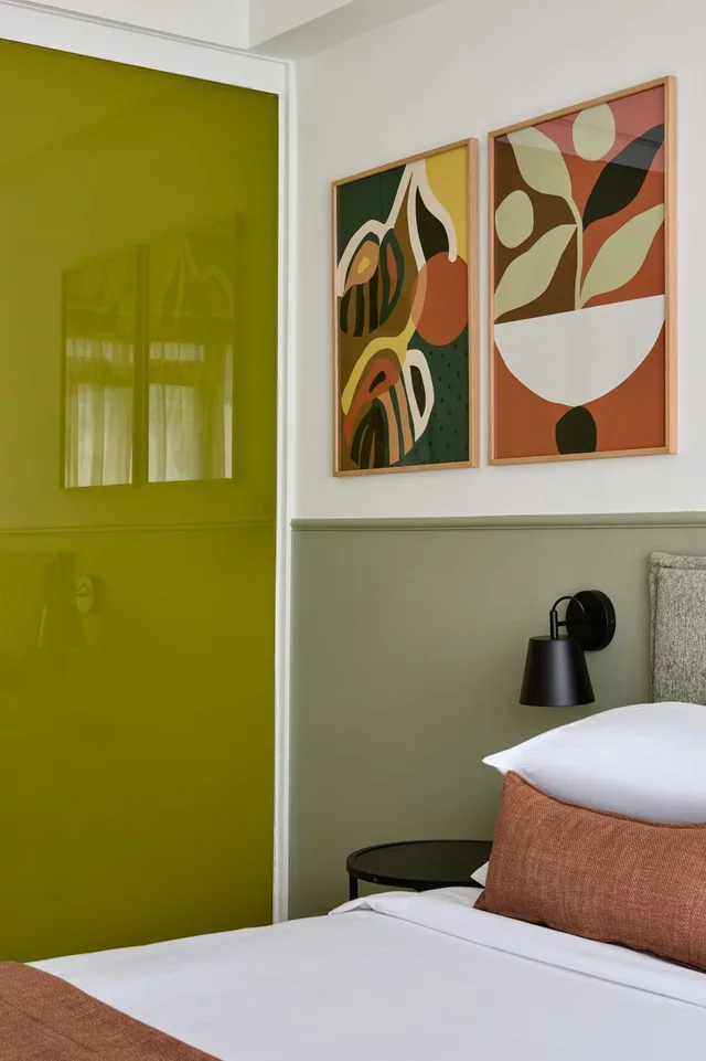 Renovated, Classic, Queen Bed، Breeze Boutique Hotel 3/8