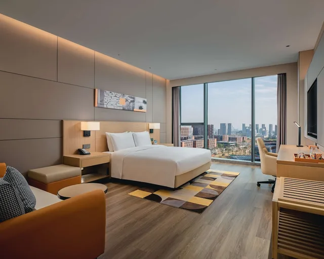 غرفة بسرير كينج مع أريكة، Hyatt Place Chengdu Bio-Town 1/2