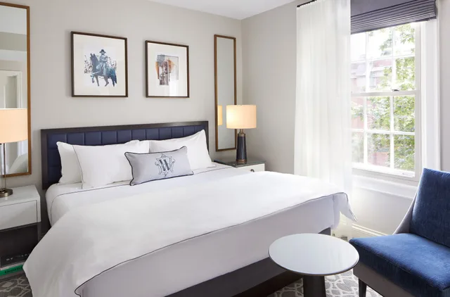 غرفة كلاسيكية بسرير كينج، Whitney Hotel Boston 2/3