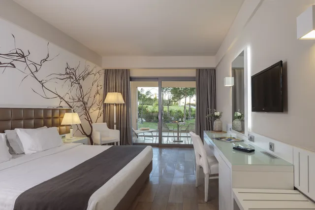 Deluxe, Double Bed, Garden View, Princess Andriana Resort & Spa 3/9