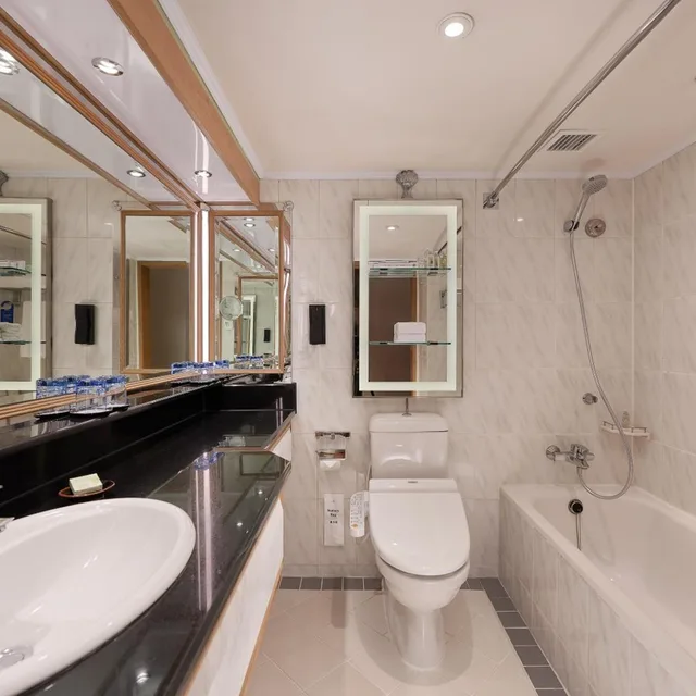 غرفة بريميوم تنفيذية بسرير مزدوج، The Riviera Taipei Hotel 2/2