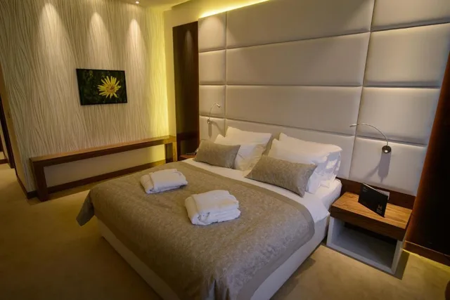 Superior, Suite, King Bed, Hotel Mepas 2/5