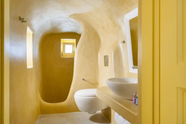 Private, 1 Bedroom, Villa, Caldera View, Hot Tub، Anemomilos Hotel & Apartments 3/4