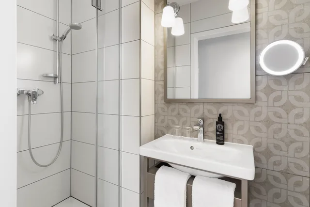 Comfortable, Superior, King Bed، Hotel Rathauspark Wien - Handwritten Collection (Eroffnung 2026) 6/6