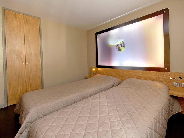 غرفة ديلوكس بسريرين منفصلين، HOTEL DES GORGES DU TARN 1/1
