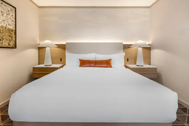 جناح ركني، Omni Las Colinas Hotel 4/6