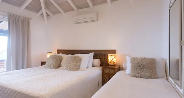 غرفة بريميير بسرير مزدوج، La Pedrera Small Hotel And Spa 1/4
