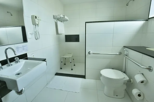 غرفة قياسية بسريرين منفصلين بإطلالة على المدينة، Hotel Atlantico Sul 3/3
