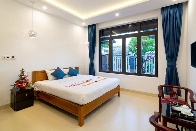 غرفة ديلوكس بسرير مزدوج أو سريرين منفصلين بشرفة، An Bang Scent Beach Homestay 3/10