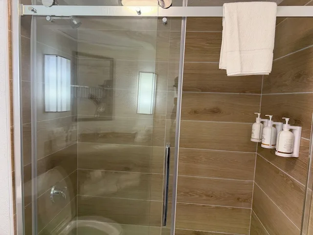 غرفة بسريرين مزدوجين، Wingate by Wyndham Jacksonville FL 4/4