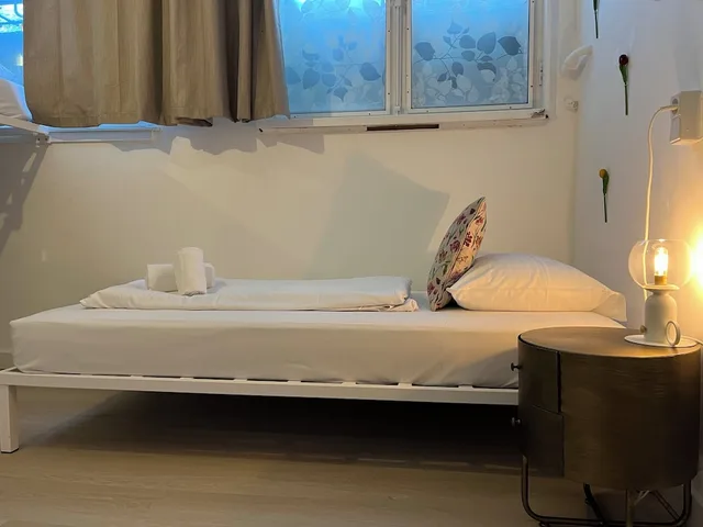 Private, Twin Beds، ClinkCoco 2/3