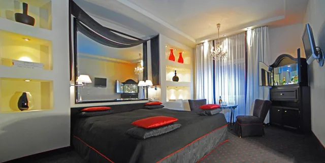 Superior, King Bed, Bristol Salzburg 7/10