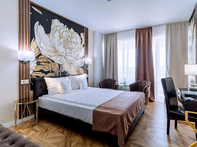 Deluxe, King Bed, River View, Continental Forum Oradea 10/10