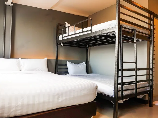 استوديو عائلي بسرير مزدوج وسرير بطابقين، Lux Rooms Night Bazaar 2/4