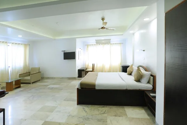 Family, King Bed, Mountain Side, Mountain View، Sunrise Hill Resort 4/5