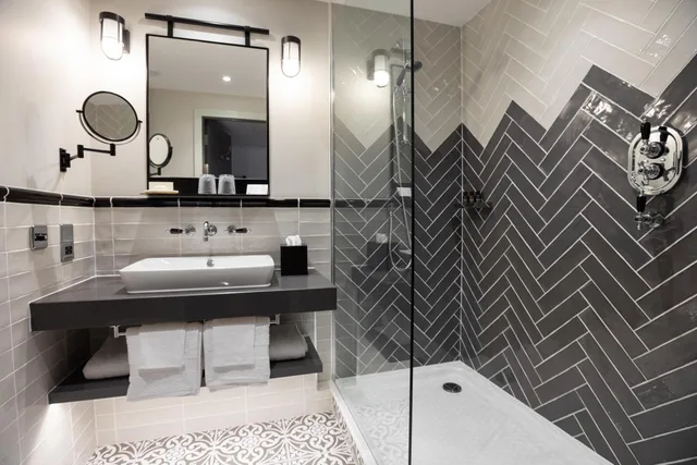غرفة بريميوم بسرير كينج، Hotel Indigo Chester 4/4