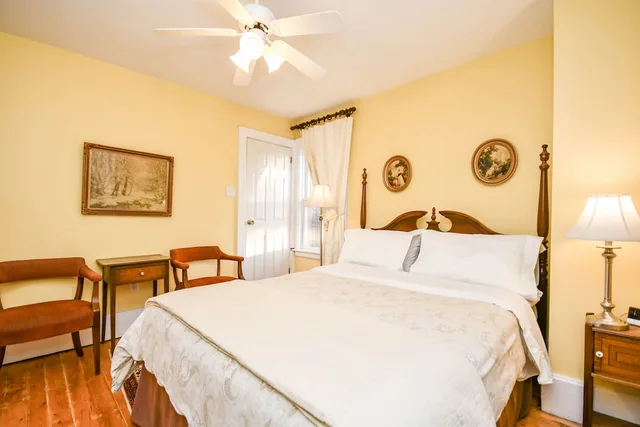 غرفة قياسية بسرير كوين، Surfside Inn 2/10